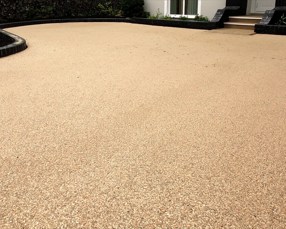 A resin bound driveway at a modern house